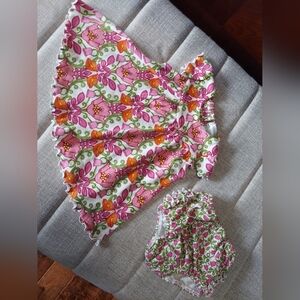 Vera Bradley Baby 0-3 months floral design like new !!!